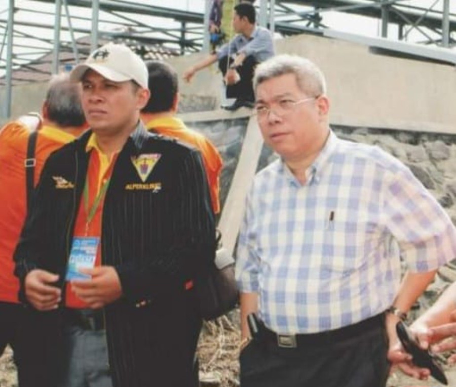 Ketua Umum Alperklinas, KRT Tohom Purba (kiri). [WahanaNews.co/ALPERKLINAS]